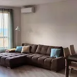 Διαμέρισμα La Spacious With A Sea View *