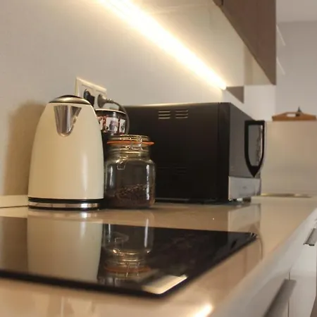 La Spacious With A Sea View Apartman *