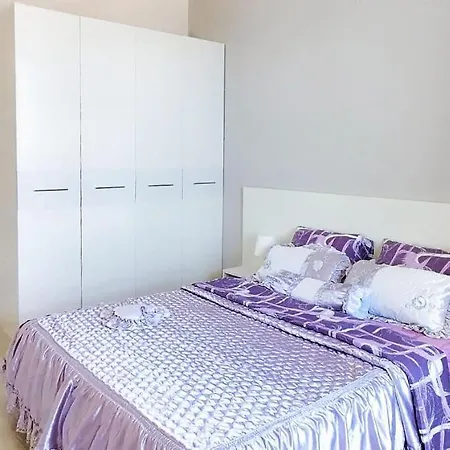 La Spacious With A Sea View Apartman