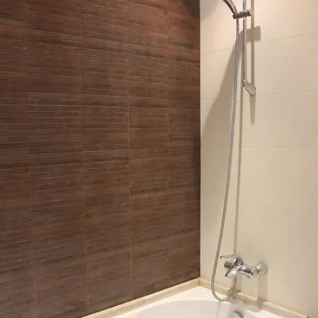 La Spacious With A Sea View Apartman *