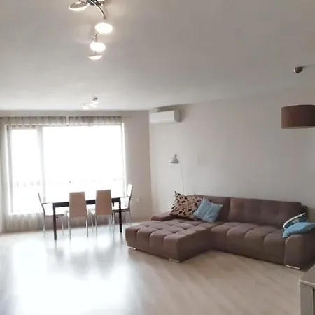 Apartament La Spacious With A Sea View