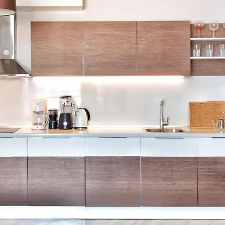 Apartament La Spacious With A Sea View