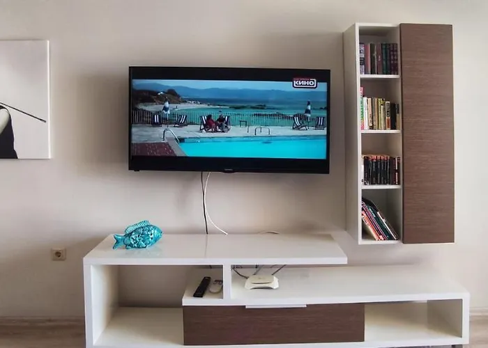 La Spacious With A Sea View Apartament Warna